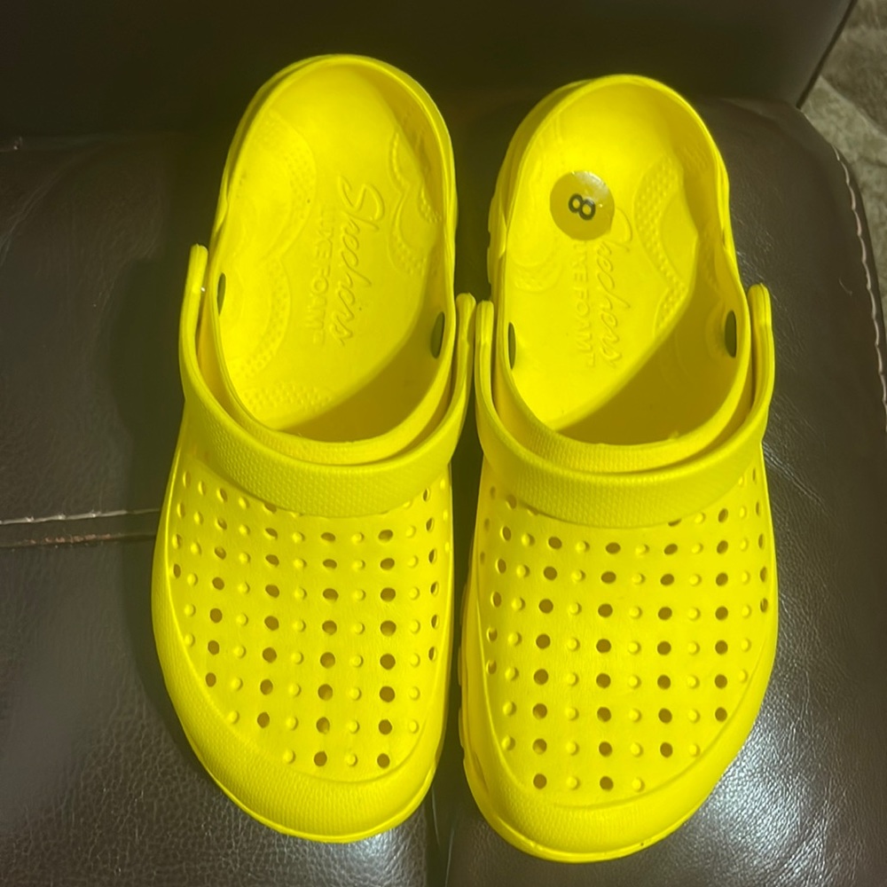 Sketchers luxe foamies